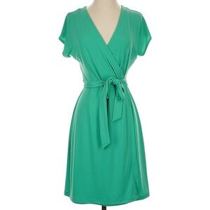 Nine West Chic Green Wrap Dress with Tie Waist size large